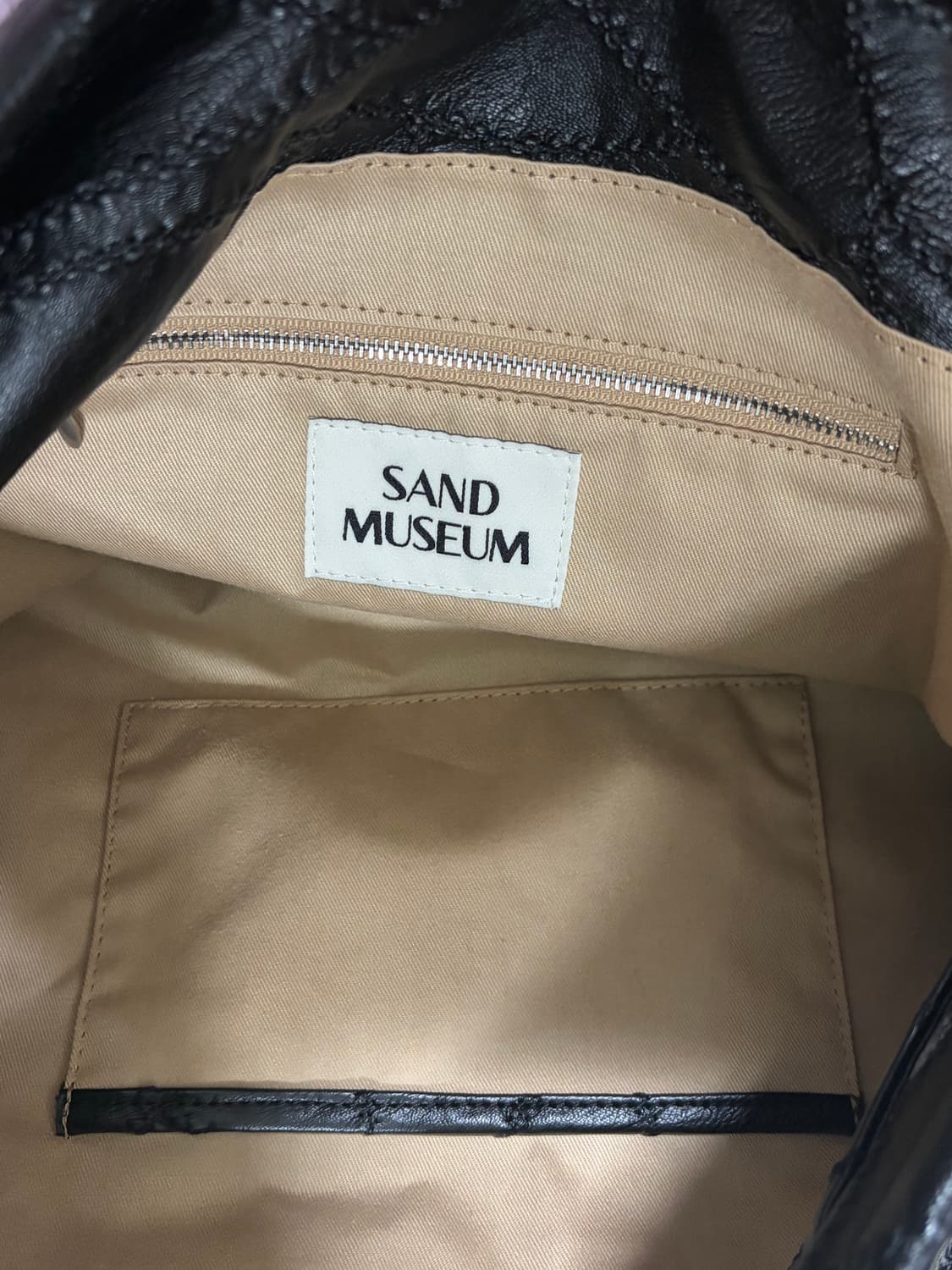 샌드뮤지엄 cactus hobo bag(black) 상품이미지4