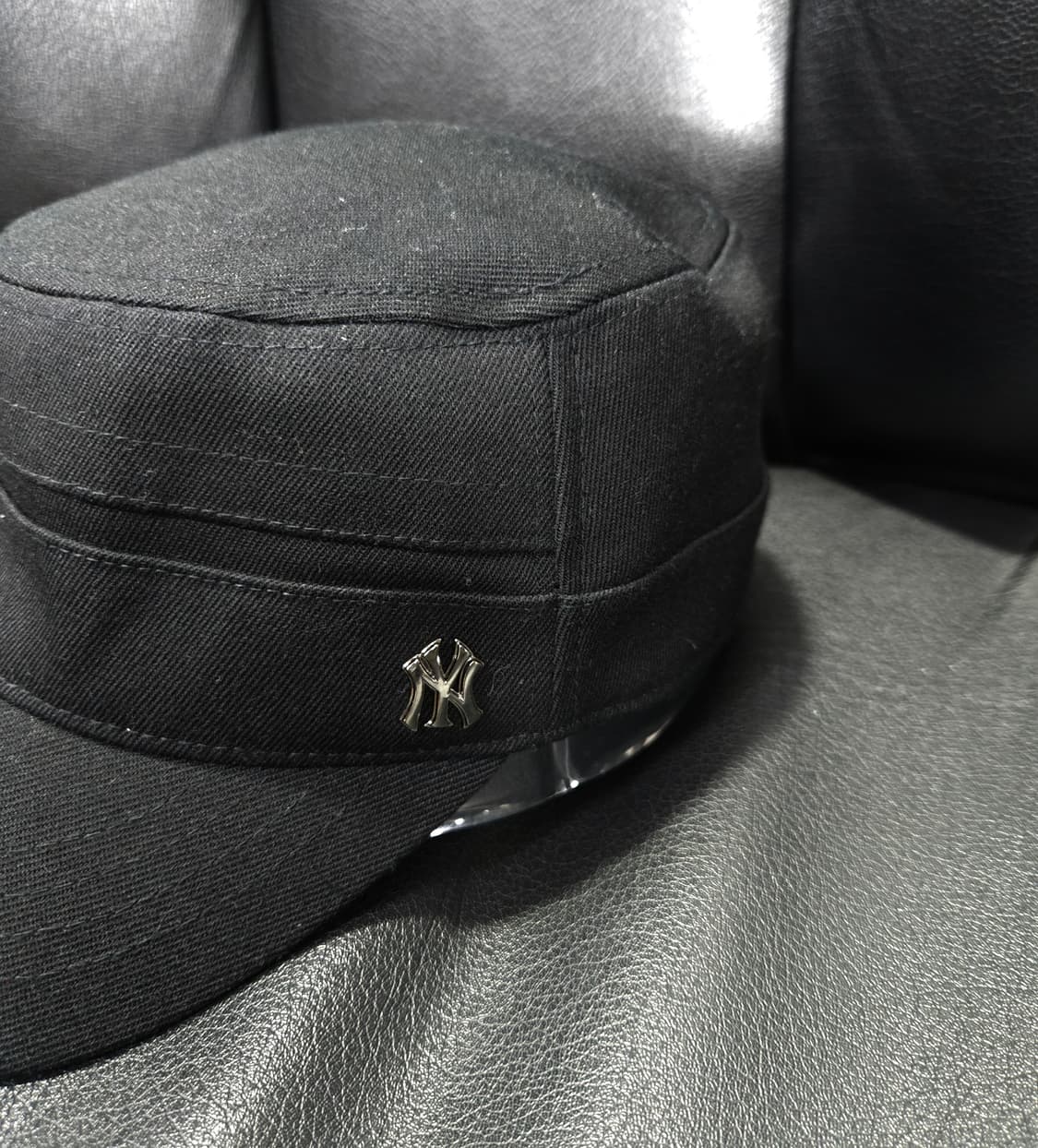 거의새것/ MLB 뉴욕양키스 메탈로고 군모 M-XL 상품이미지2