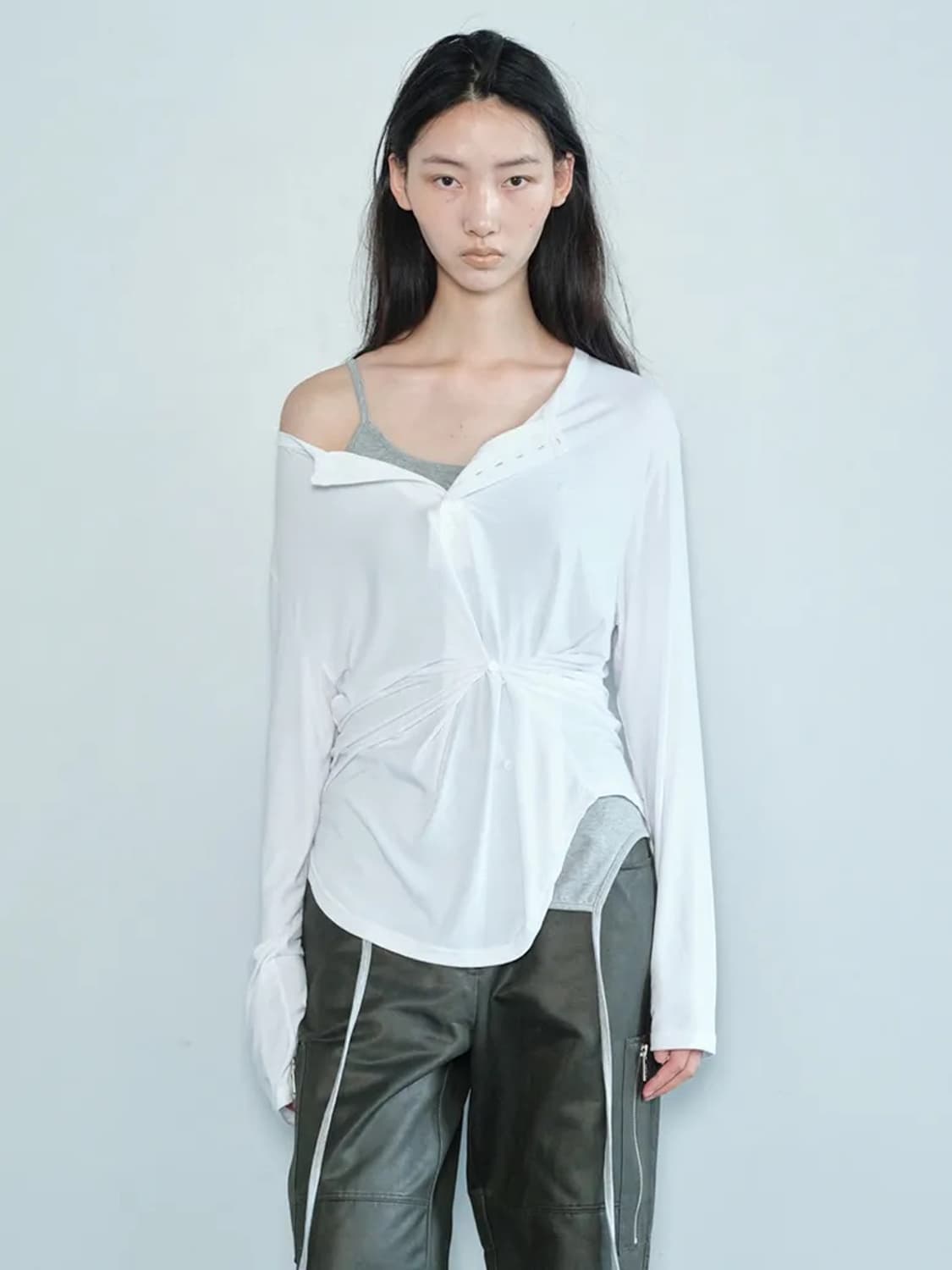 세릭 버튼 헨리넥 탑 상품이미지1