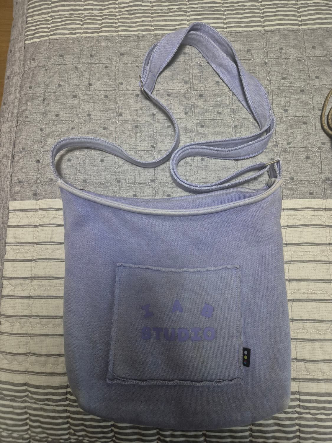 아이앱 스튜디오 피그먼트 라벤더 백 크로스백 가방 상품이미지2