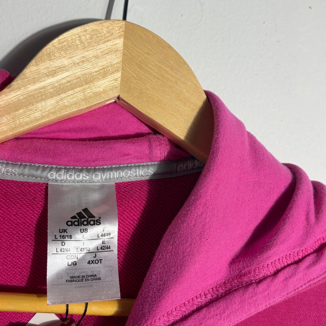 아디다스 짐네스틱 마젠타 핑크 후드티 (무료배송) 상품이미지4