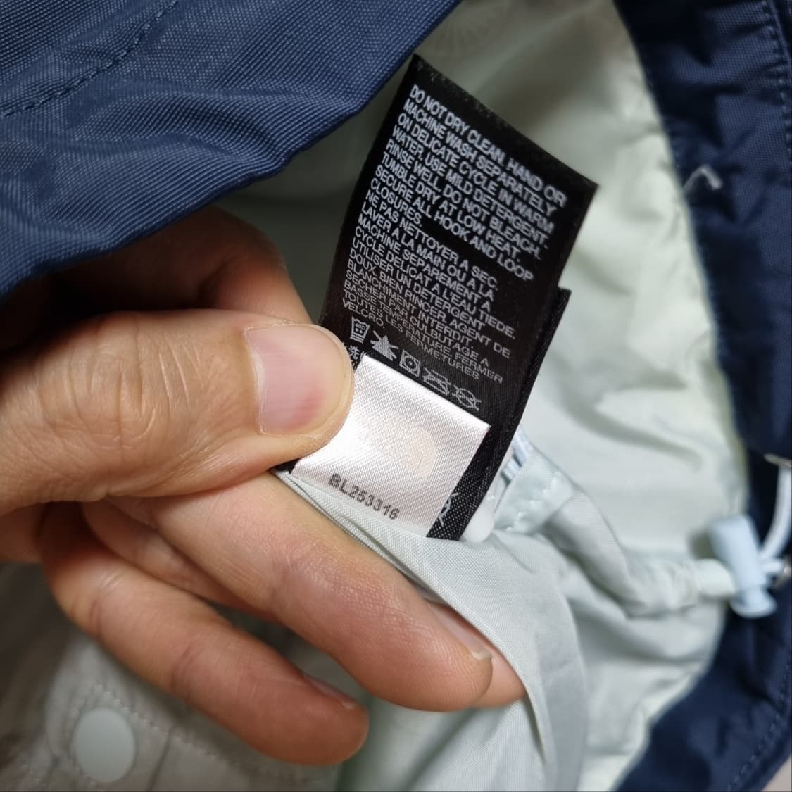 ( M ) 노스페이스 배색 바람막이 상품이미지6