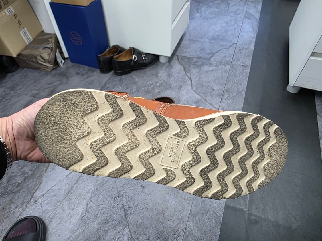 레드윙 목토 875 오로레거시 10.5 팝니다. 상품이미지5