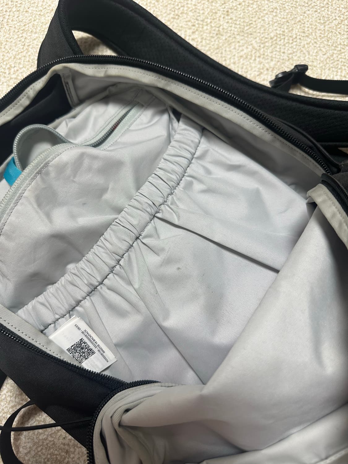 아크테릭스 맨티스16 블랙 상품이미지5