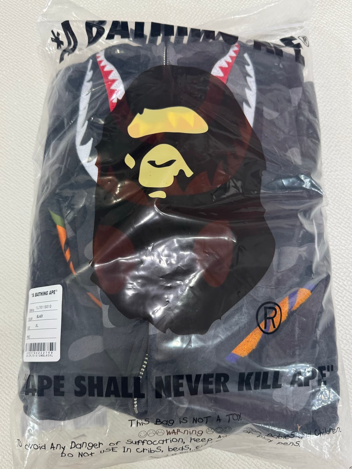 <새상품❗️>베이프 흑계 후드집업 XL 팝니다 상품이미지1