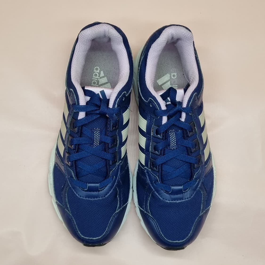 아디다스 이큅먼트 여성운동화220 상품이미지2