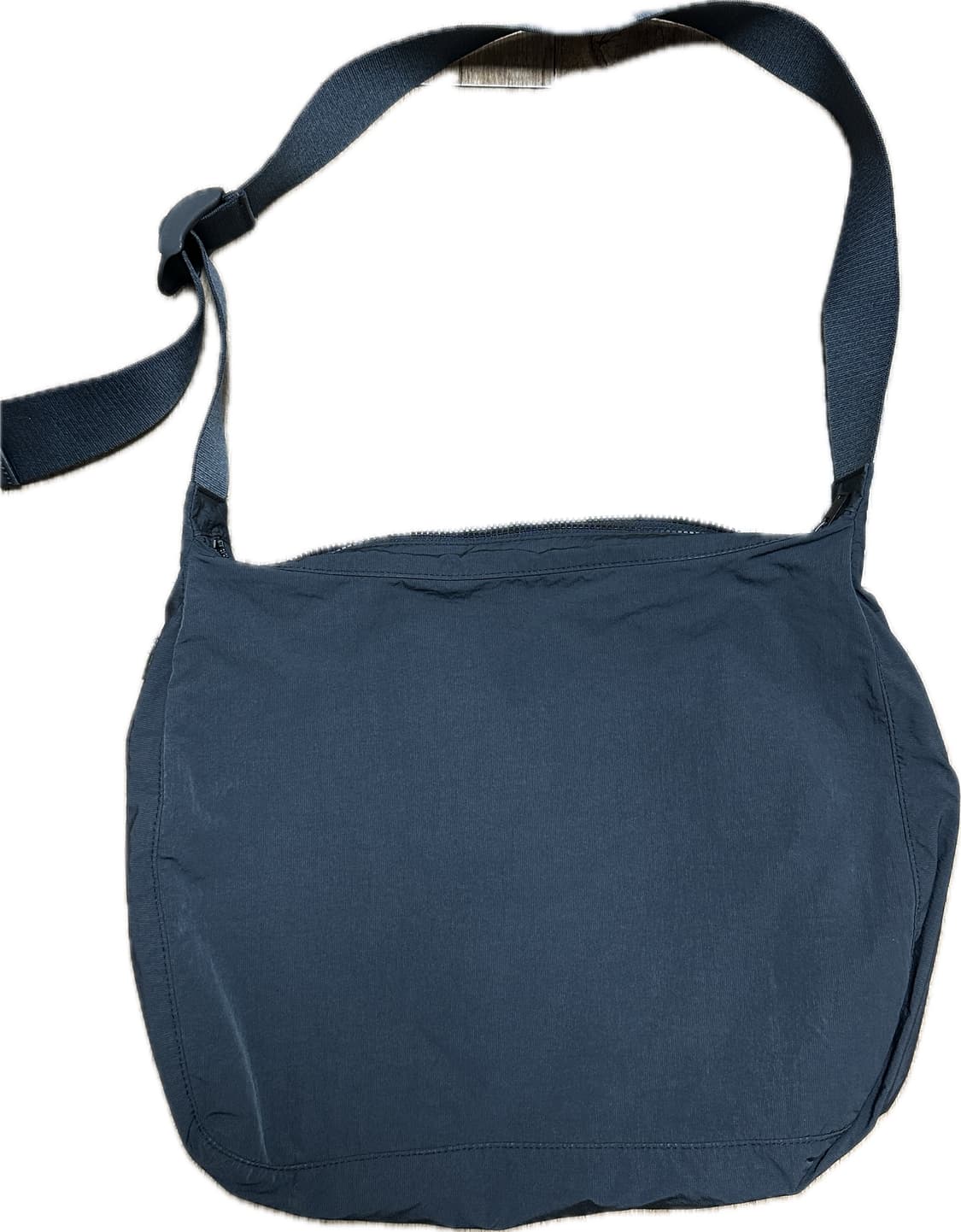 코스 소프트 나일론 메신저백 상품이미지2