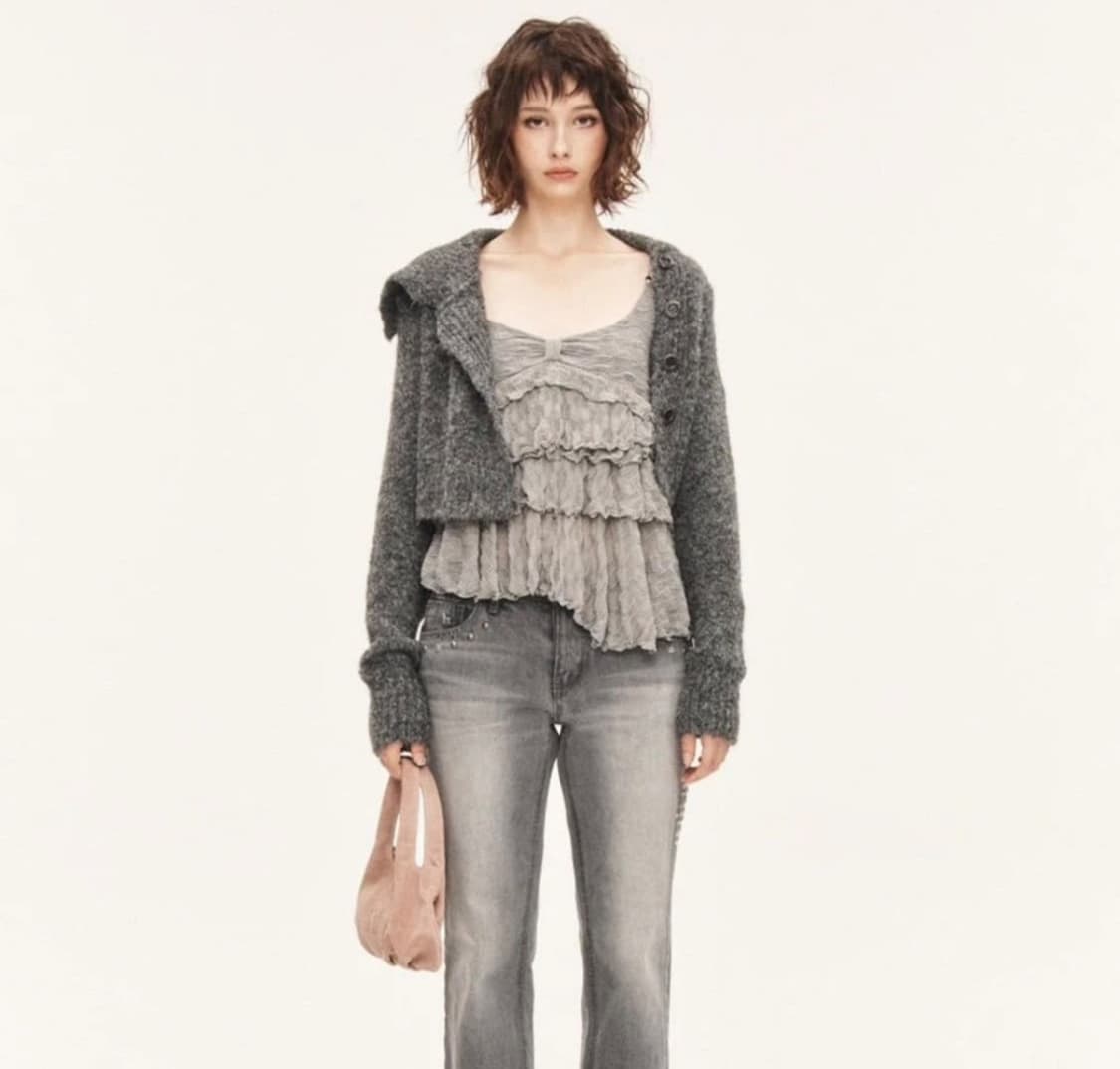 쓰리타임즈 아몬드 almond 가디건 차콜 상품이미지1