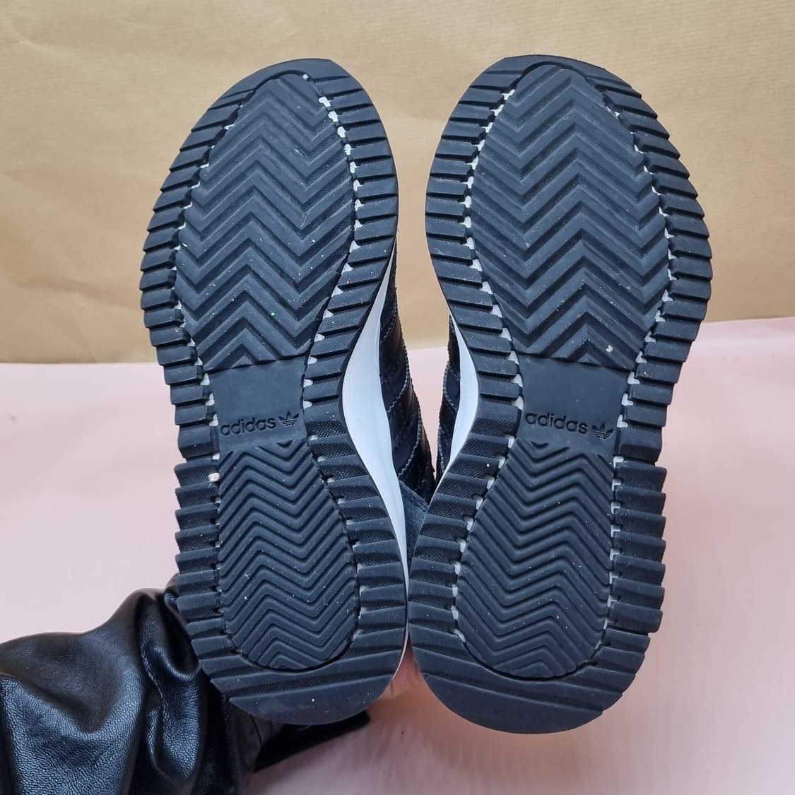 아디다스 레트로피 F2 운동화 220 상품이미지3