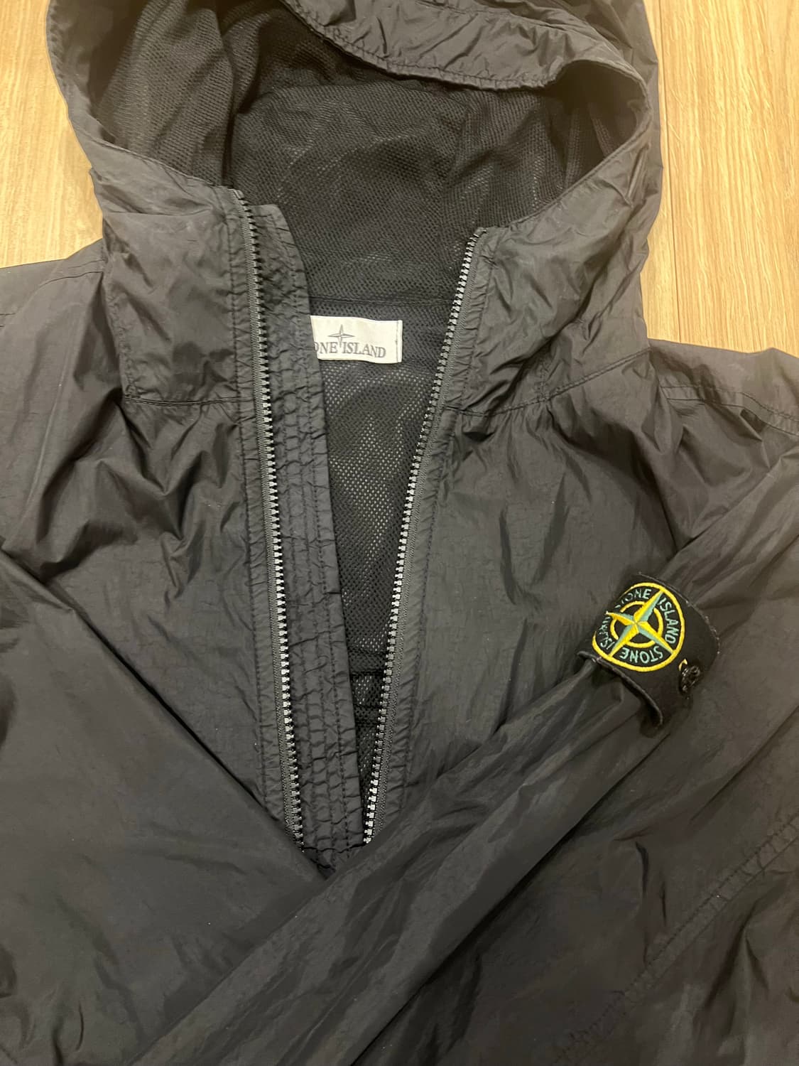 스톤 바람막이 XL 팝니다 상품이미지2