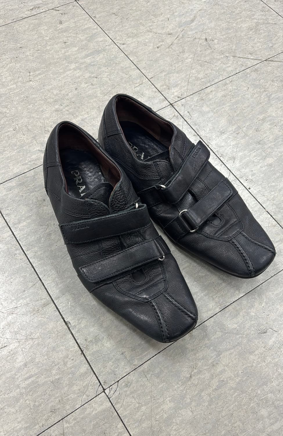 2000s 프라다 빈티지 스니커즈 상품이미지4