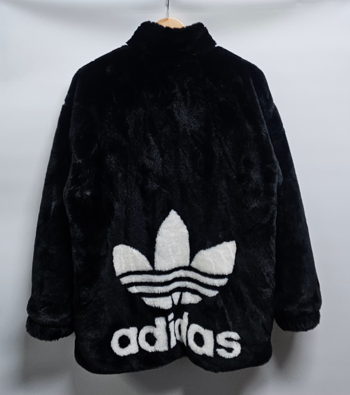 아디다스 페이크 퍼자켓 M 상품이미지2