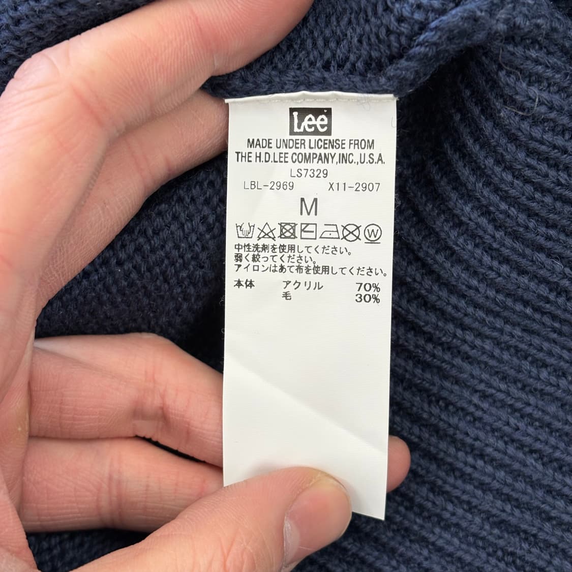 M Lee 빅로고 네이비 라운드넥 니트 상품이미지5
