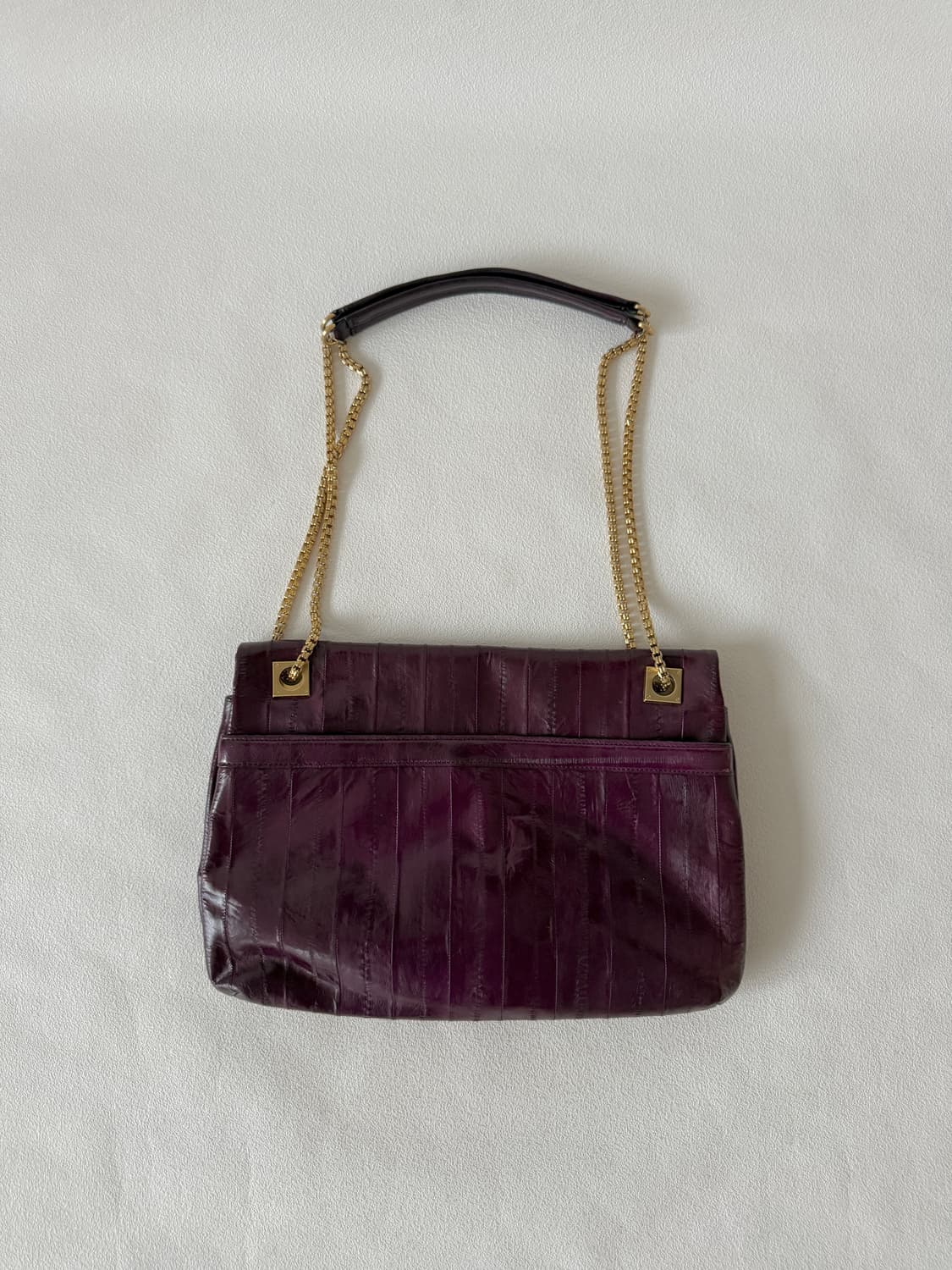 Pre owned 가오리 레더 체인 숄더백 상품이미지4