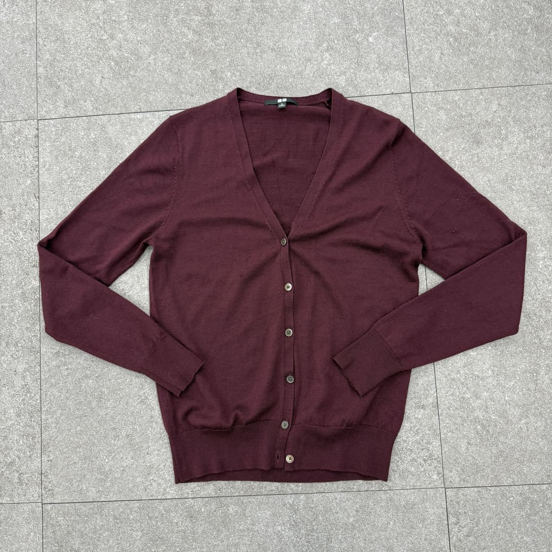 유니클로 자주색 가디건 상품이미지4