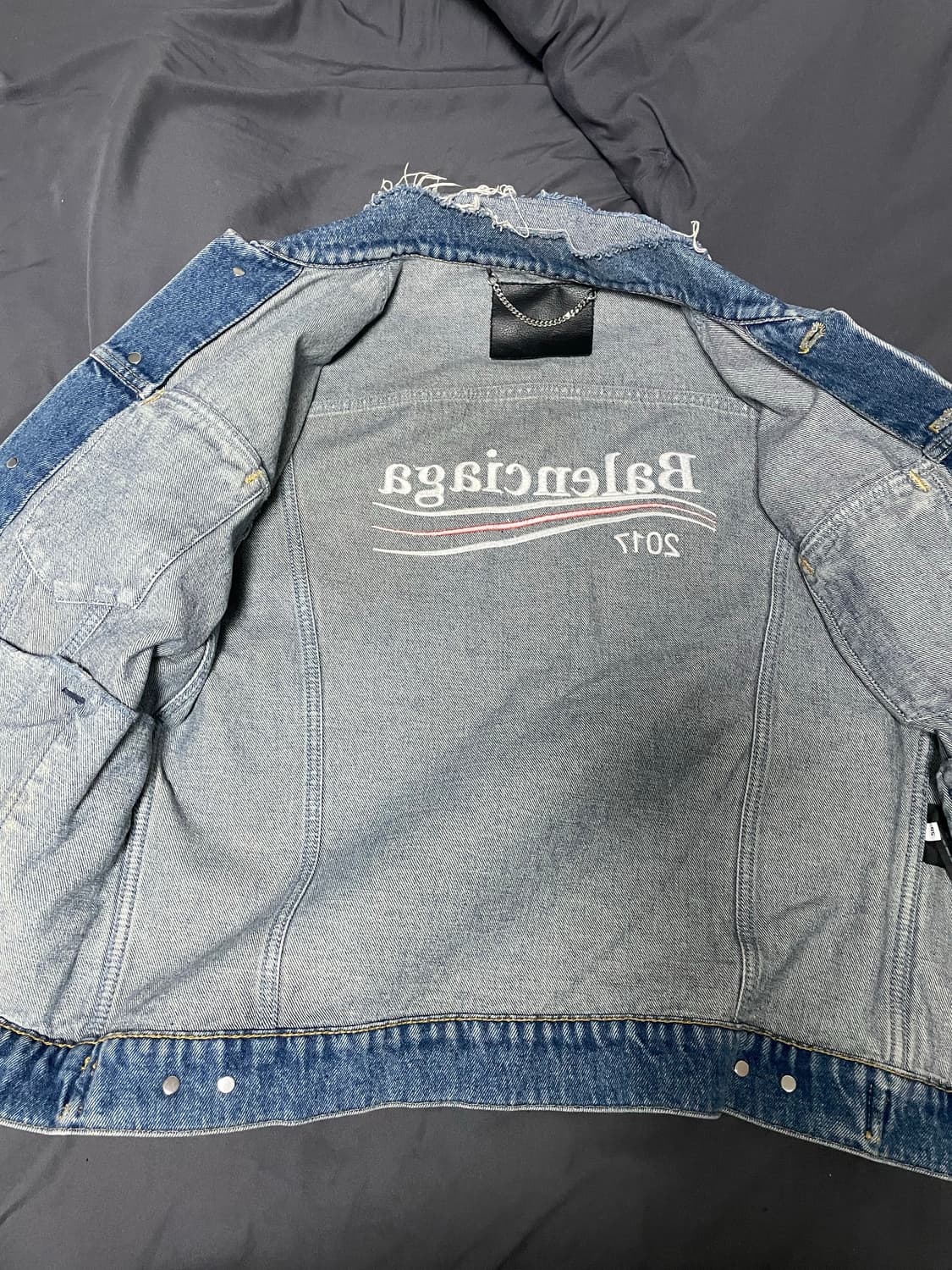 [50] 발렌시아가 2017 웨이브로고 데님자켓 상품이미지4