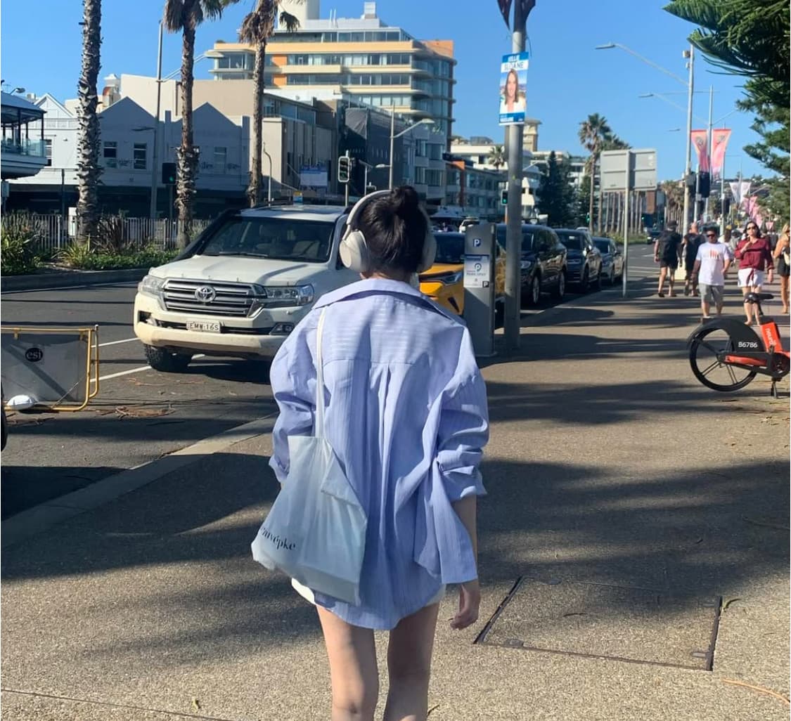 나흐트 제작 블루 스트라이프 셔츠 상품이미지5