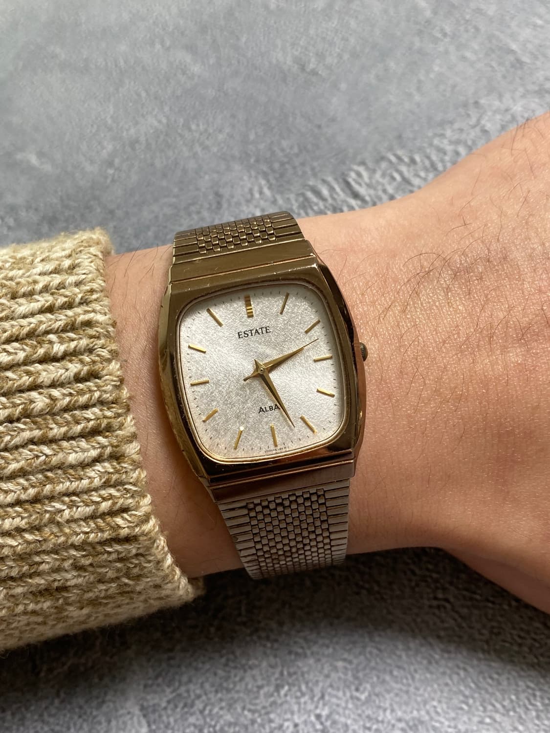 세이코 Seiko ALBA Estate 쿼츠 스퀘어 프로스티드 다이얼  상품이미지1