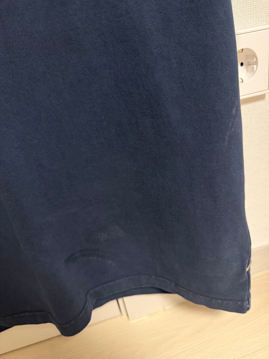 루이비통 남성 인사이드아웃 반팔티 L사이즈 상품이미지8