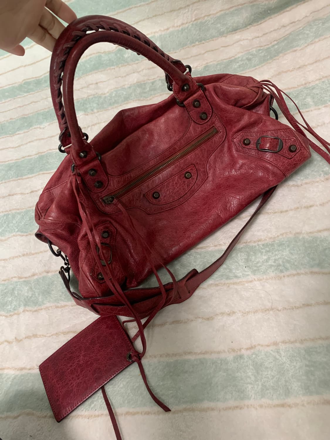 발렌시아가 트위기 버건디 컬러 정품  상품이미지1