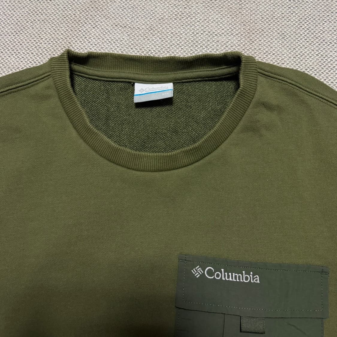 컬럼비아 포켓 맨투맨 상품이미지2