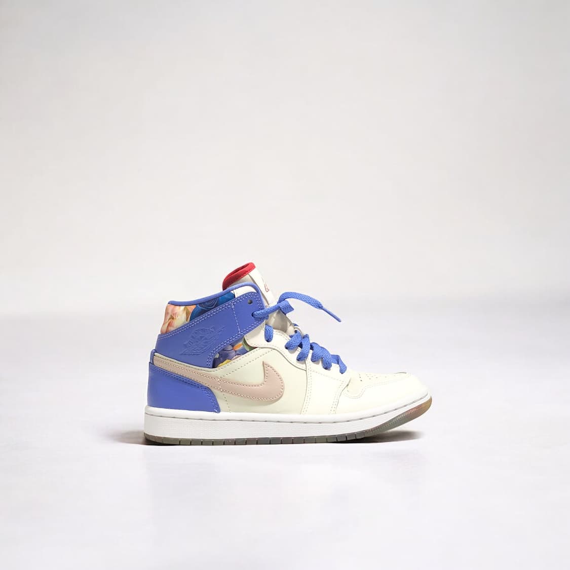 나이키 조던1 미드 플로랄 230 상품이미지1