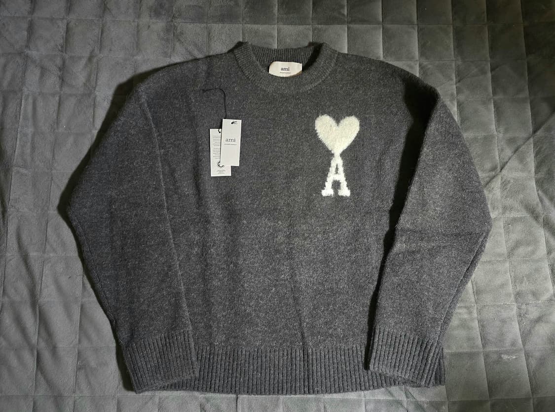 아미 알파카 크루넥 스웨터 인타르시아 니트
그레이 XL 상품이미지2