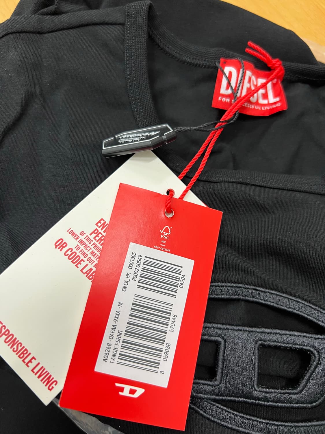 디젤 T-안지 피카부 로고 Msize 새상품 팝니다 상품이미지1