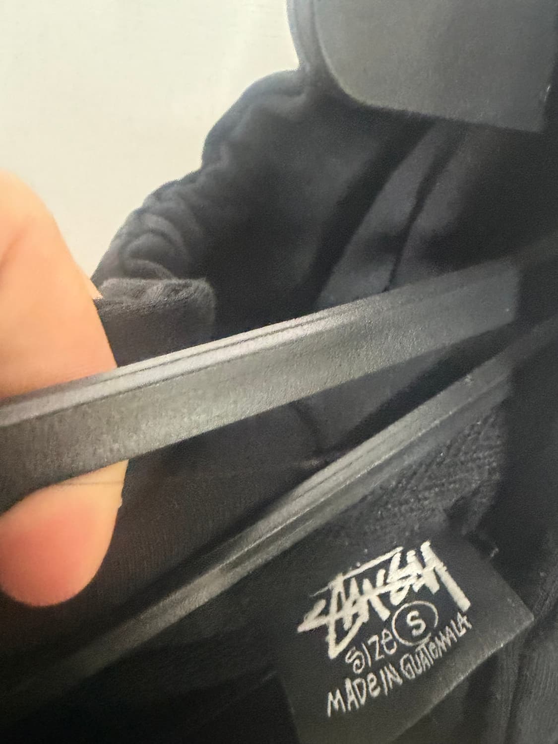 스투시 블랙 후드티 s 판매합니다 상품이미지3