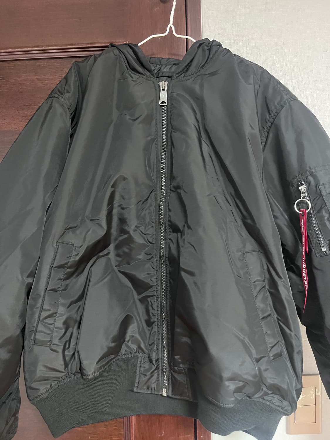 알파인더스트리 MA-1 HOODED OXFORD FLIGHT JACKET 상품이미지3