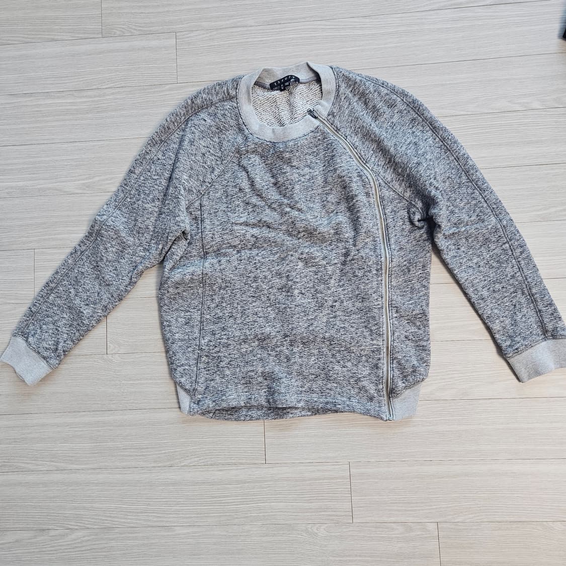 띠어리 니트 그레이 상품이미지1