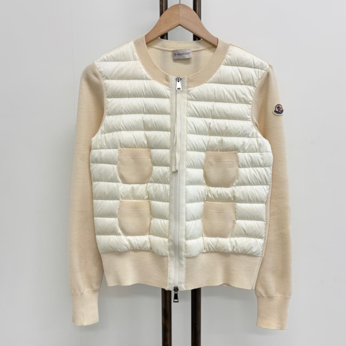 [S]몽클레어 와펜패치 니트패딩 상품이미지1