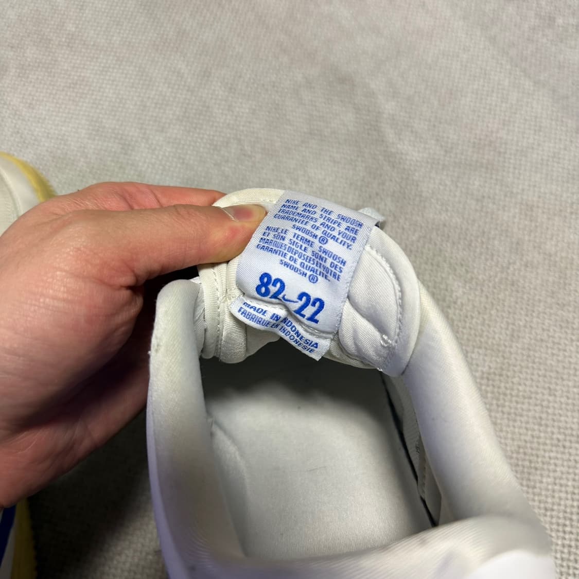 나이키 에어포스1 흰/파 스니커즈 상품이미지4