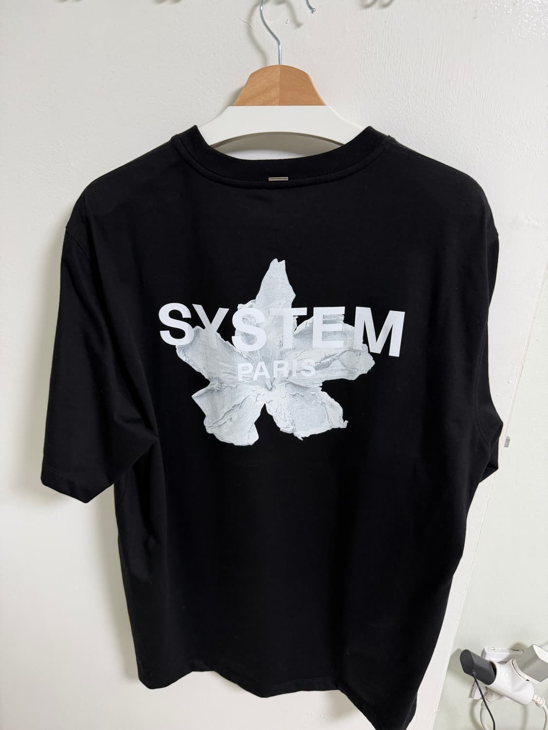 시스템옴므 25ss 로고 백프린티드 라운드넥 티셔츠 블랙 상품이미지2