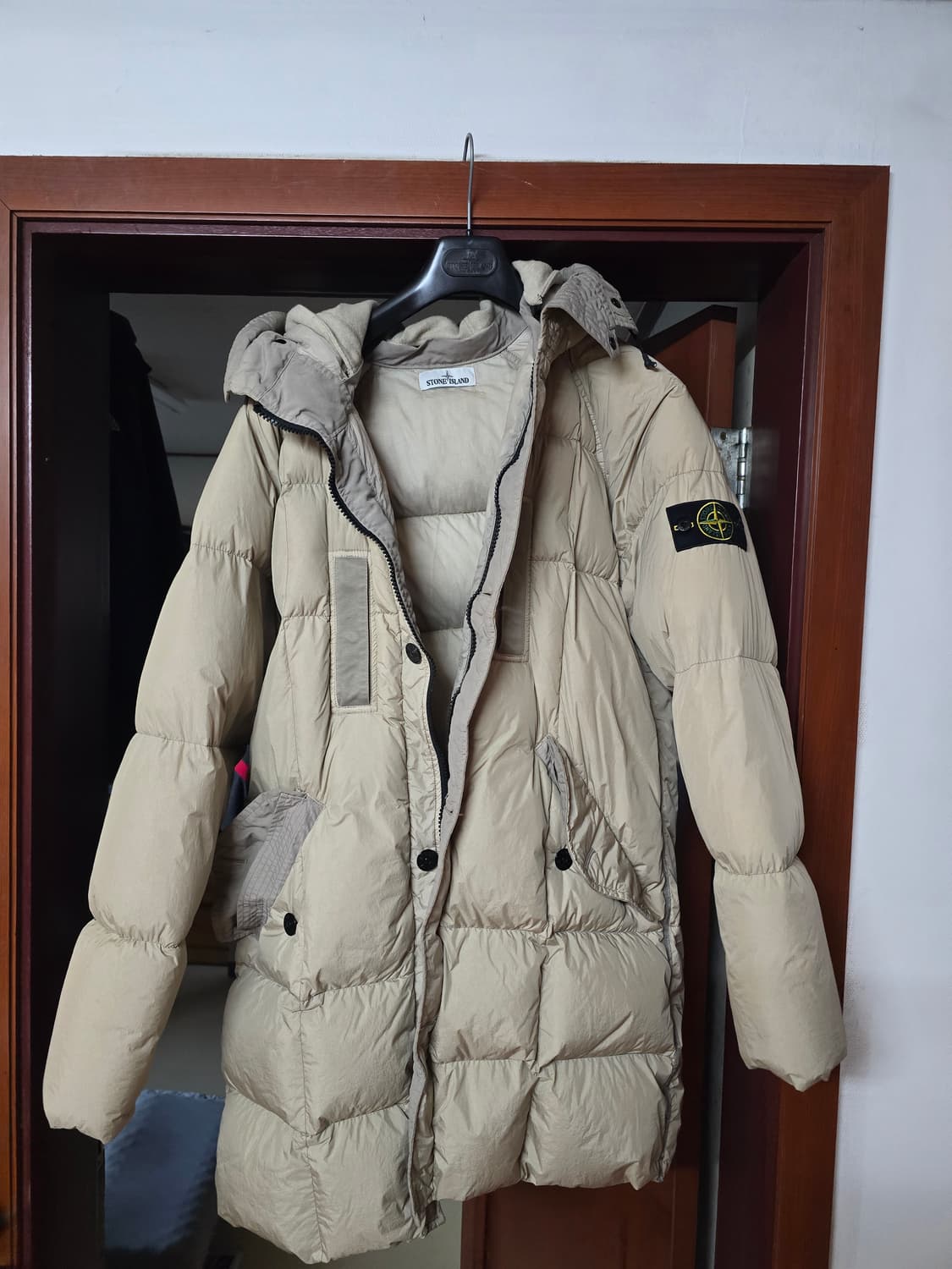 19fw 스톤아일랜드 크링클 랩스 롱패딩 L 상품이미지1