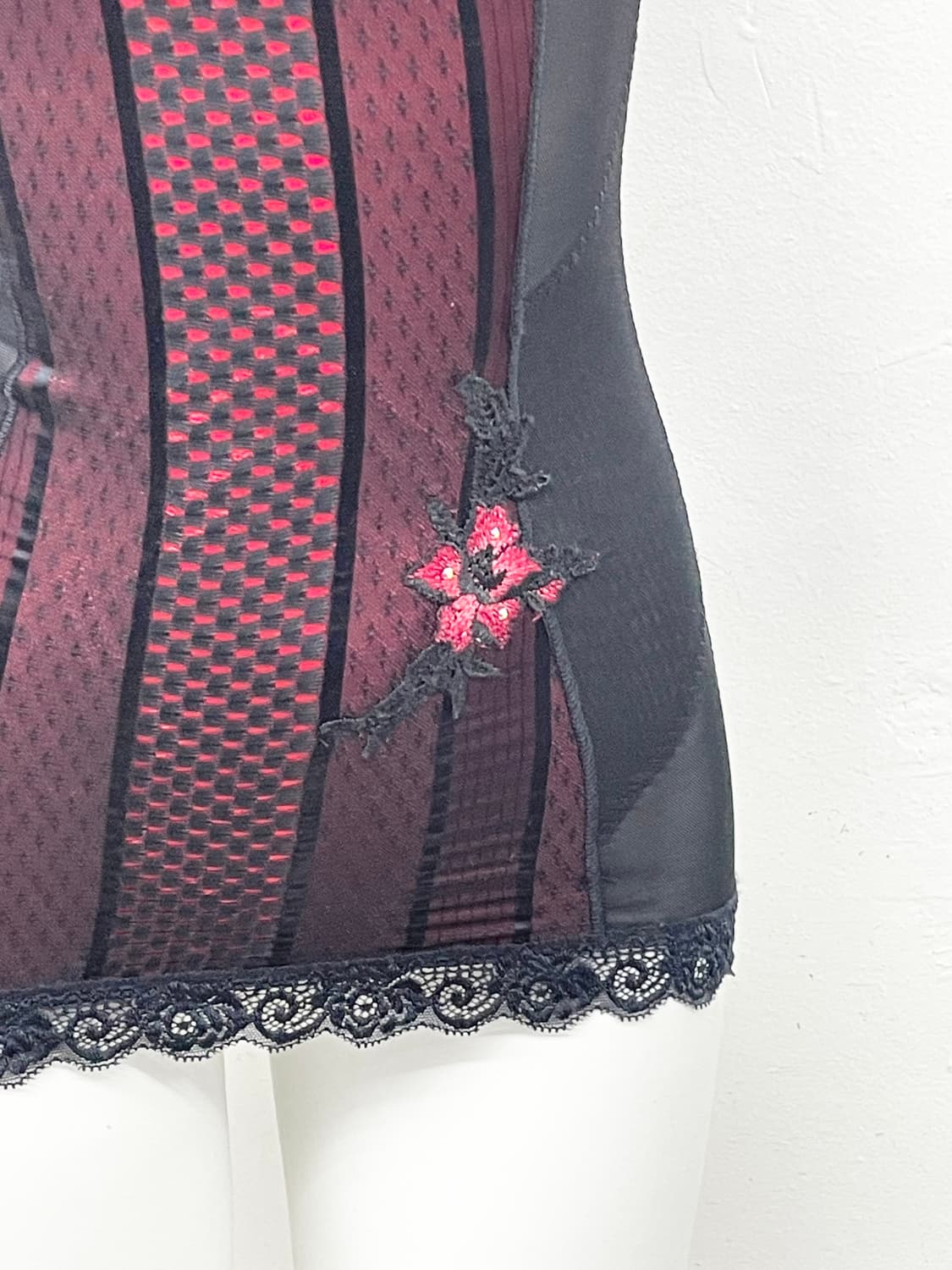 고딕 레드 레이스 코르셋 상품이미지3