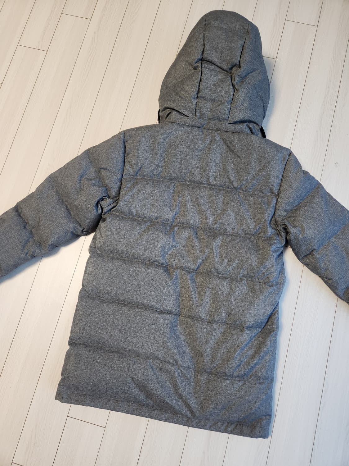 아디다스 남여공용DD70 울렌 덕다운 패딩 방풍 자켓 사이즈90(s)

 상품이미지7