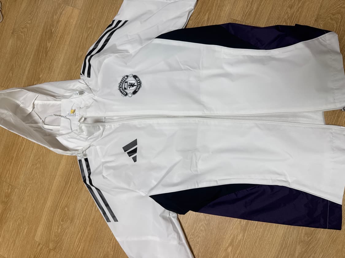 아디다스 맨체스터 유나이티드 올웨더 우븐 재킷 맨유 바람막이 상품이미지1