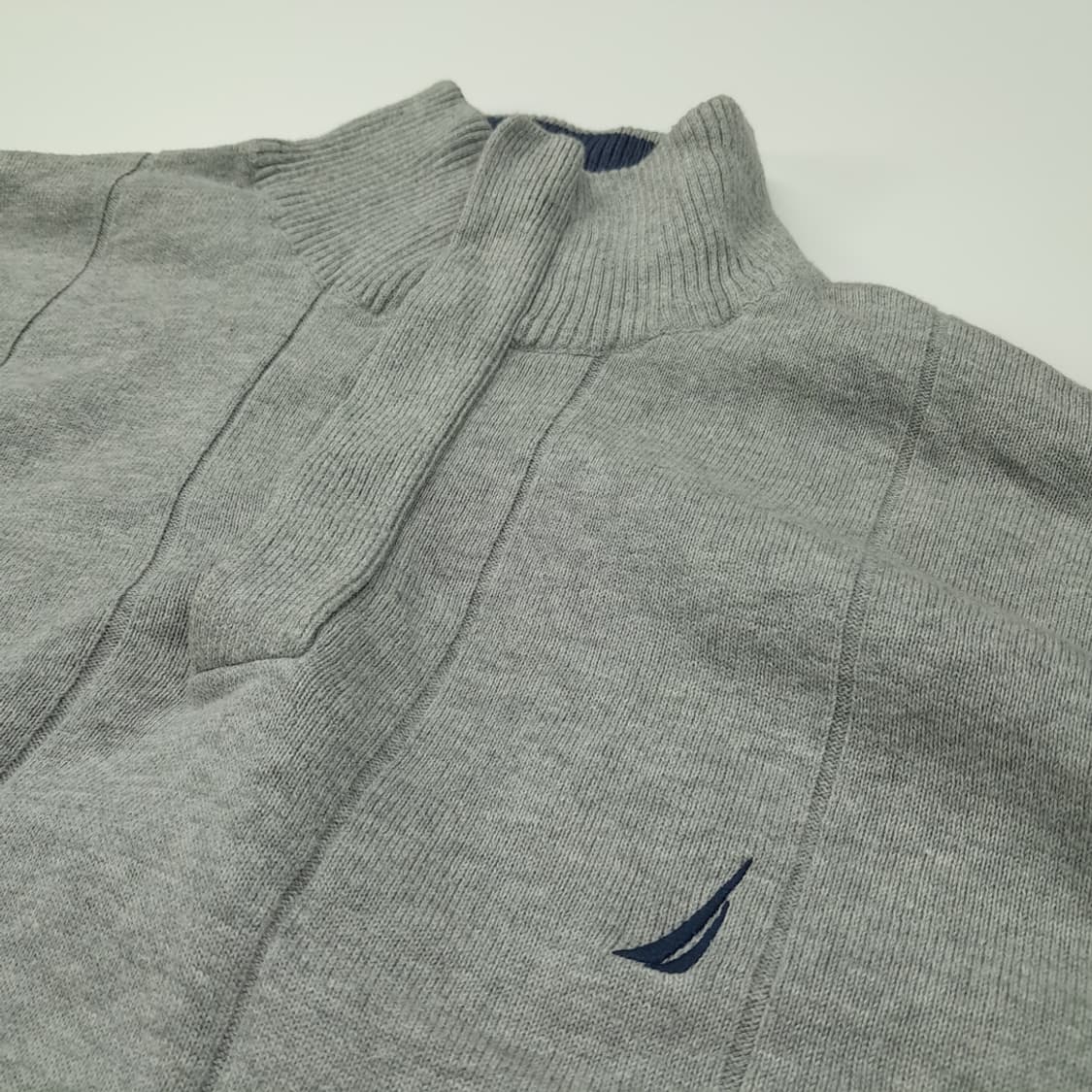 CL137 XL 노티카 90s 버티컬 텍스처 하프 버튼 니트 상품이미지3