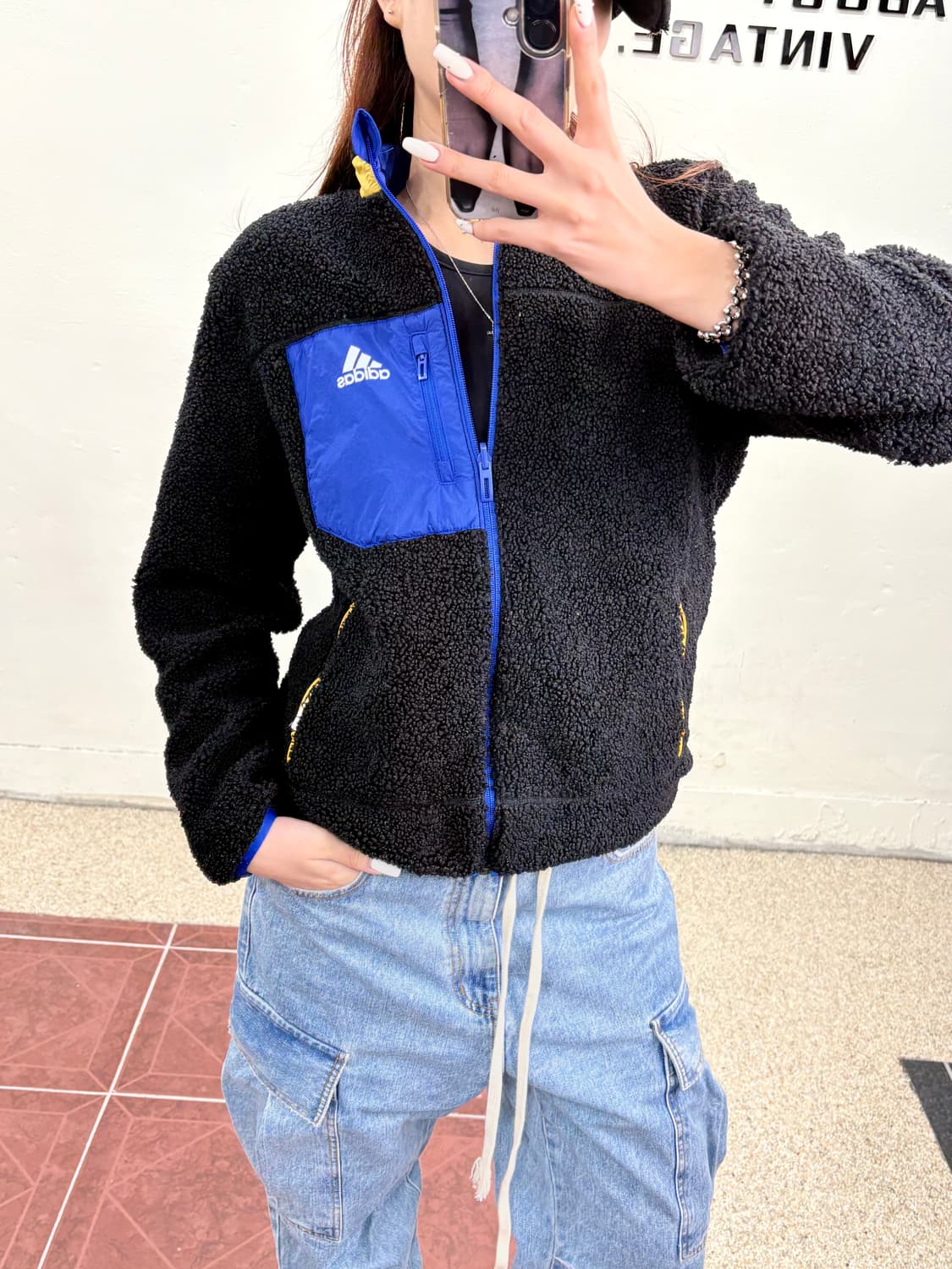 아디다스 리버시블 뽀글 후리스 상품이미지1