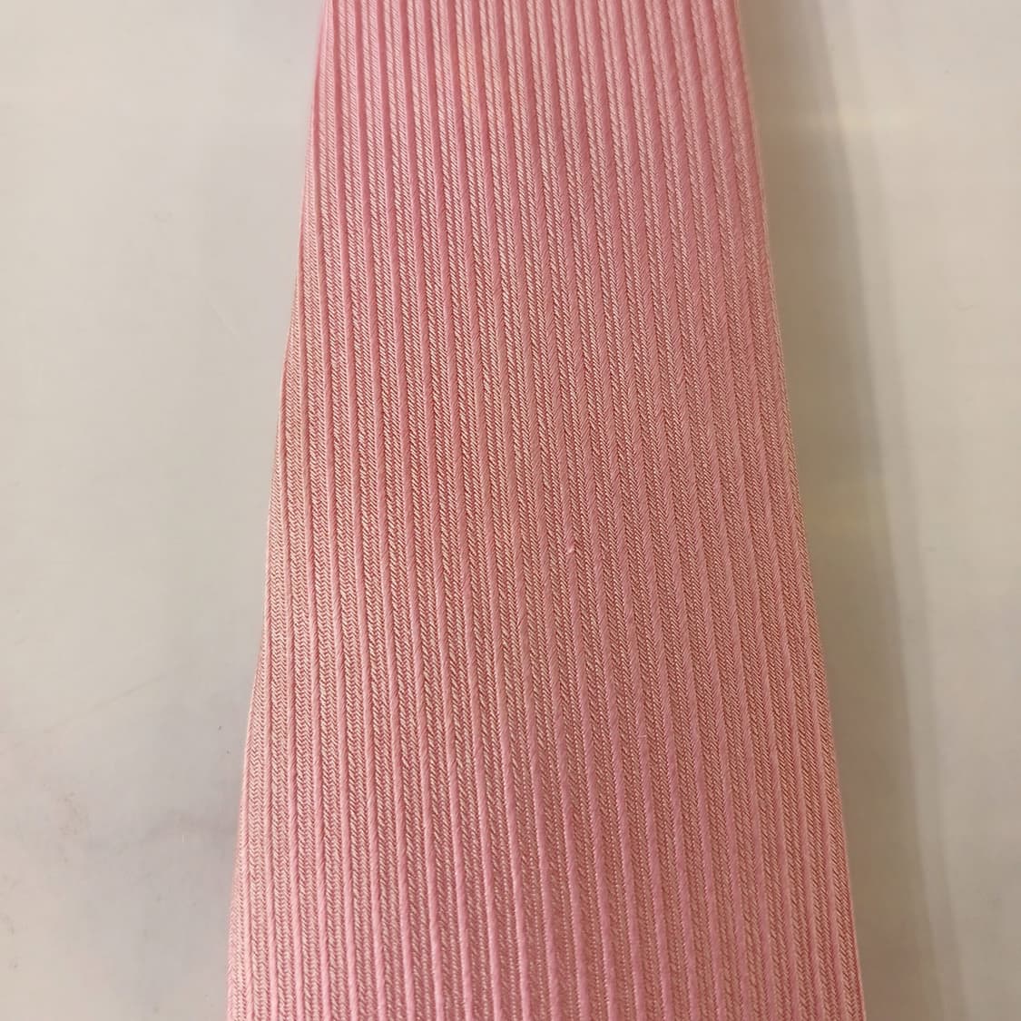 엠씨엠 실크 핑크 스트라이프 넥타이 9.3cm A등급 A19649
 상품이미지7