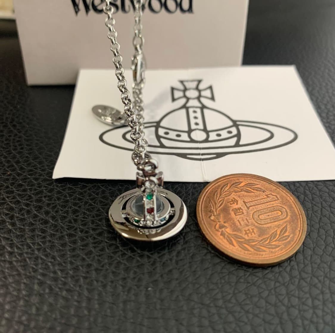 비비안웨스트우드 아카이브 멀티컬러 크리스탈 3d orb 팬던트 목걸이 상품이미지4