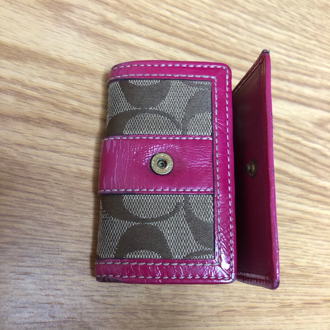Coach pink mini key case  상품이미지4