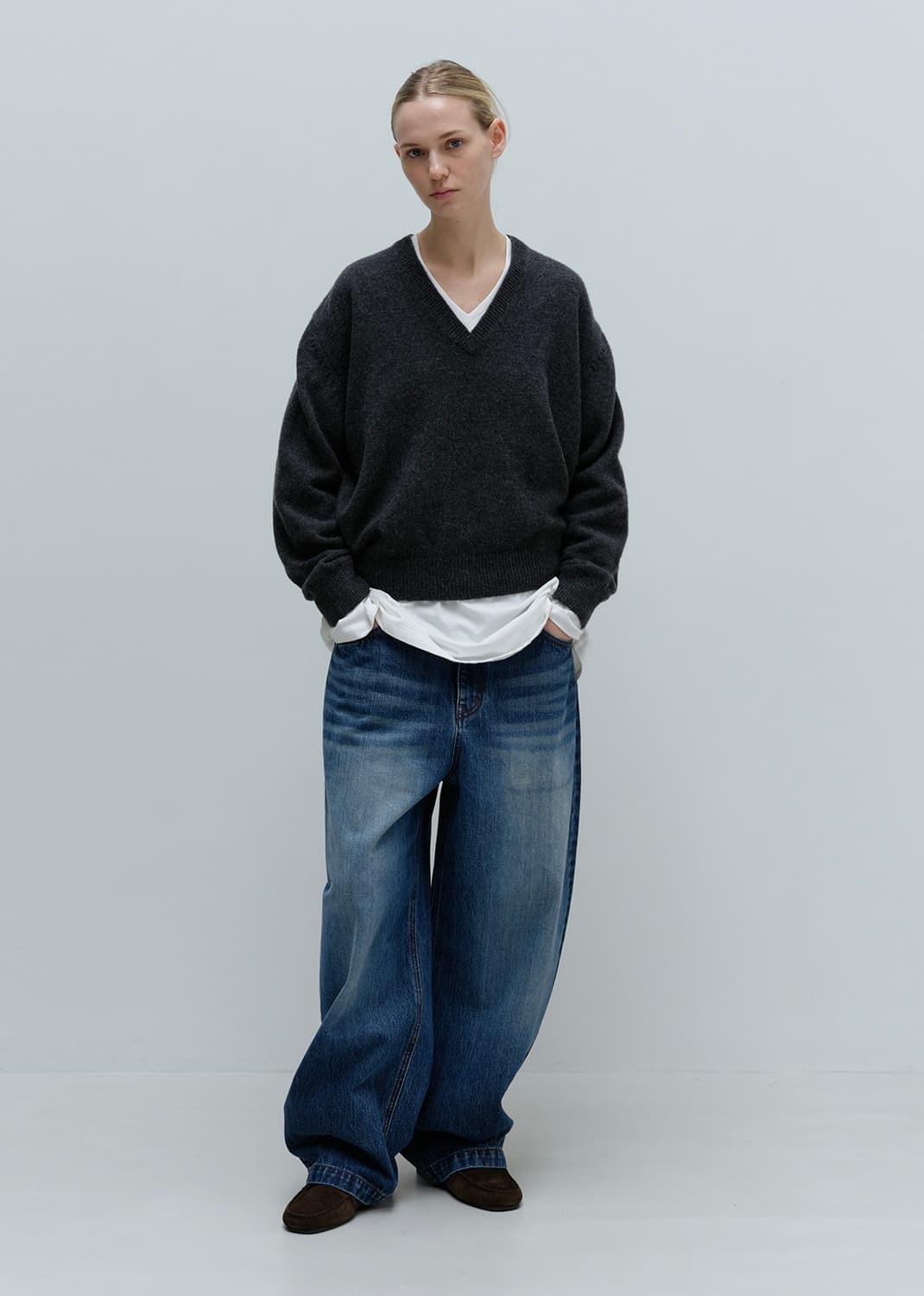 문달 브이넥 니트 상품이미지2