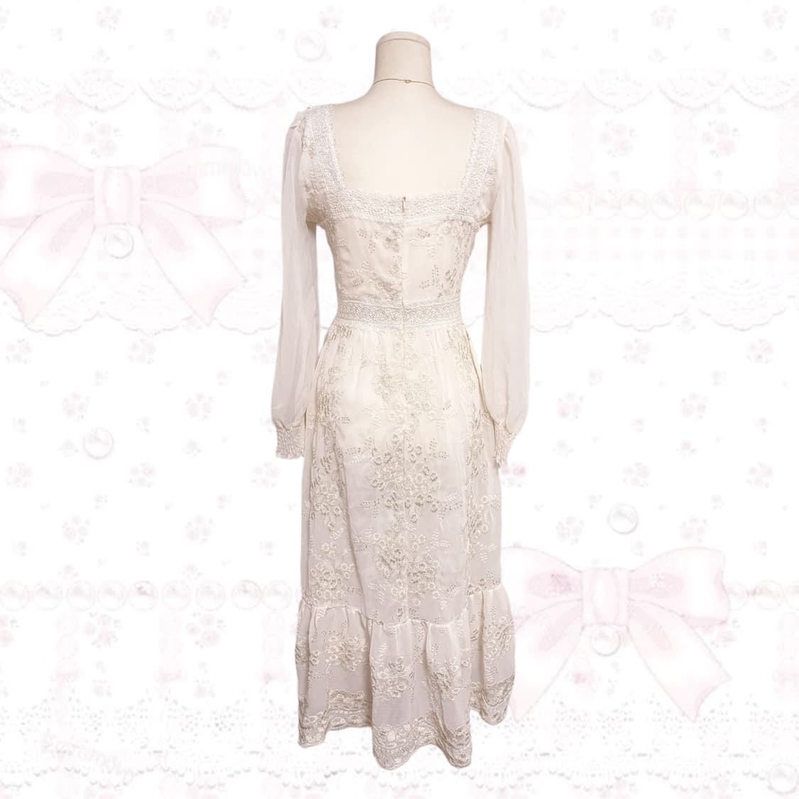 로판 영애 생화이트 플라워 패턴 골드 자수 포인트 스퀘어넥 프릴 원피스 상품이미지3