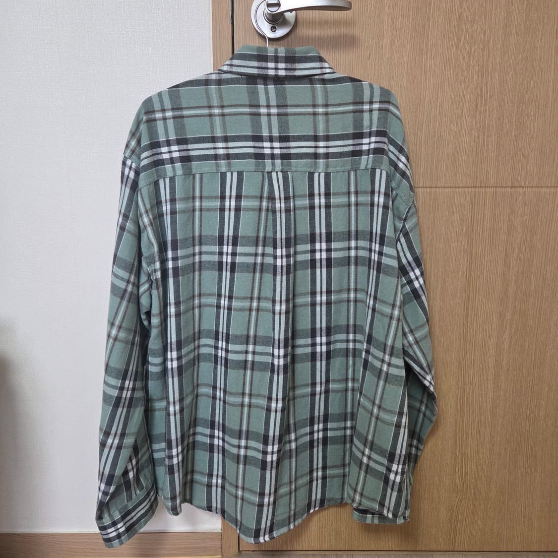 필루미네이트 오버핏 포레스트 체크 셔츠 상품이미지3