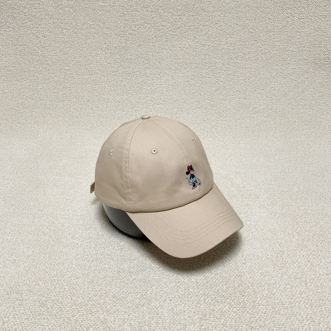 Disney Minnie Mouse Beige Baseball Cap 상품이미지4