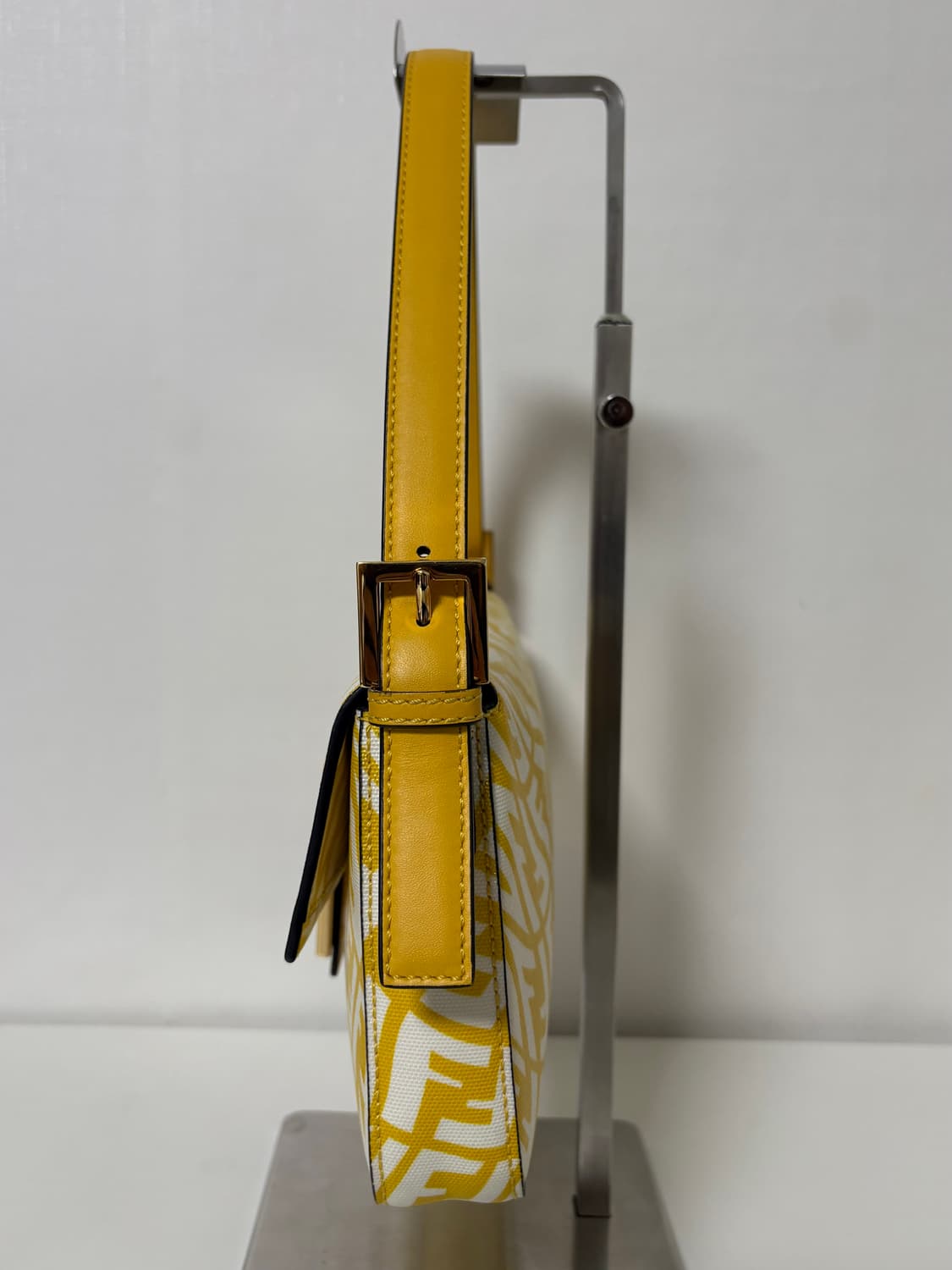 펜디 1997에디션 바게트백 상품이미지4