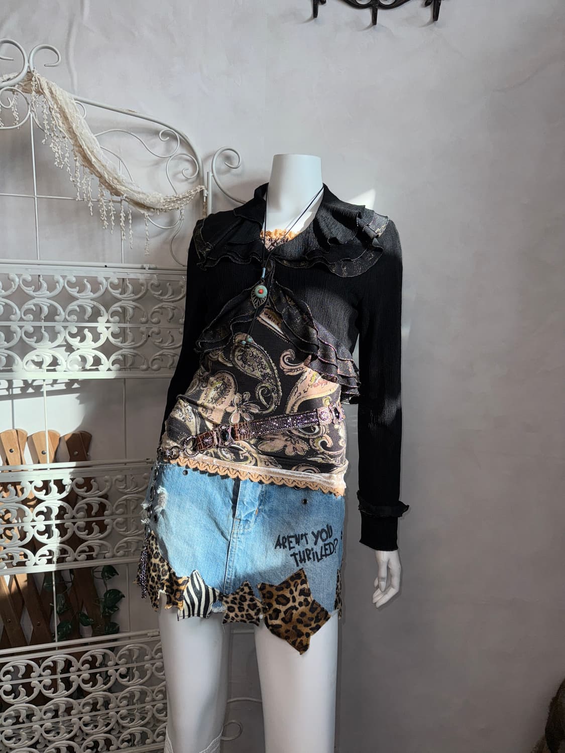 Black gold crop ruffle bolero cardigan  상품이미지2