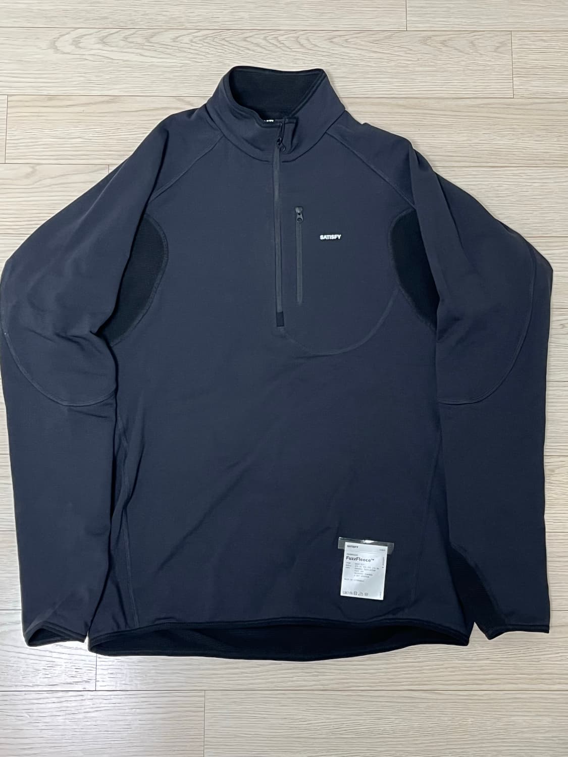 새티스파이 퍼즈플리스 하프 집 블랙 상품이미지1